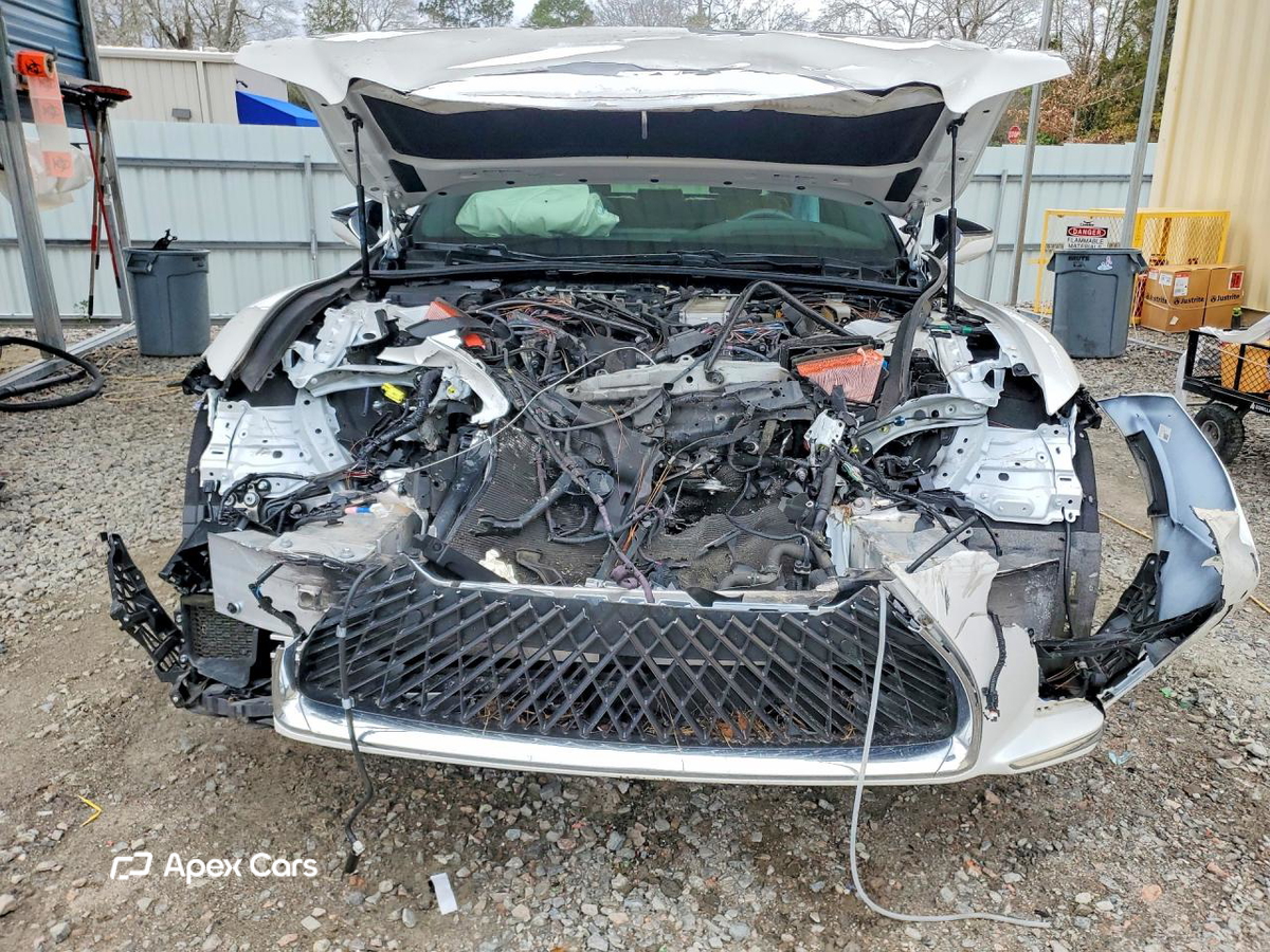 Lexus LS 2024