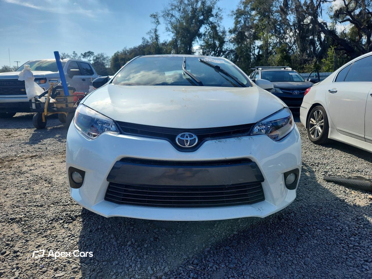 Toyota Corolla 2015