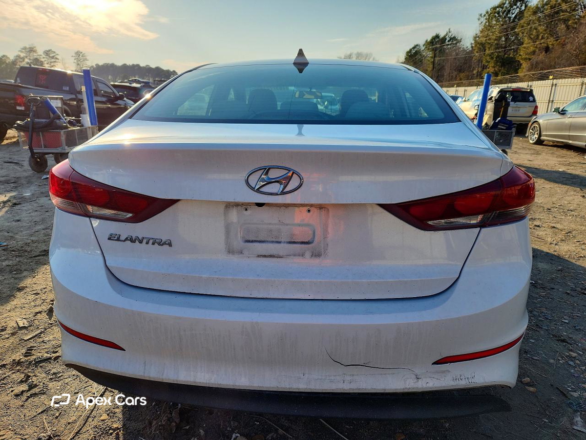 Hyundai Elantra 2018