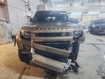 Land Rover Defender 2025