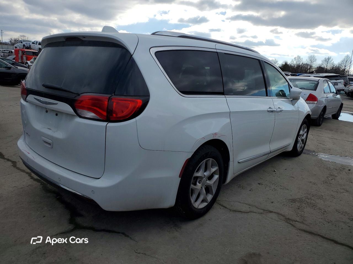 Chrysler Pacifica 2017