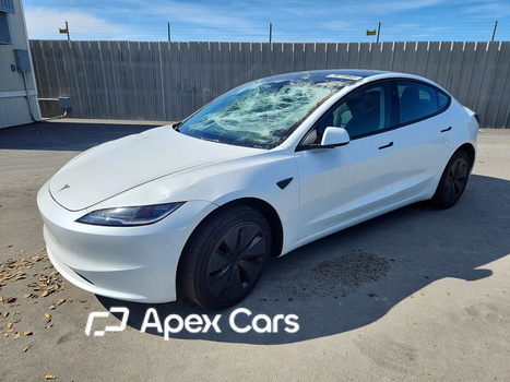 Tesla Model 3 2025 - Image 1 of 13