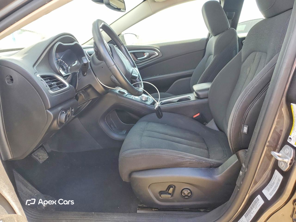 Chrysler 200 2016