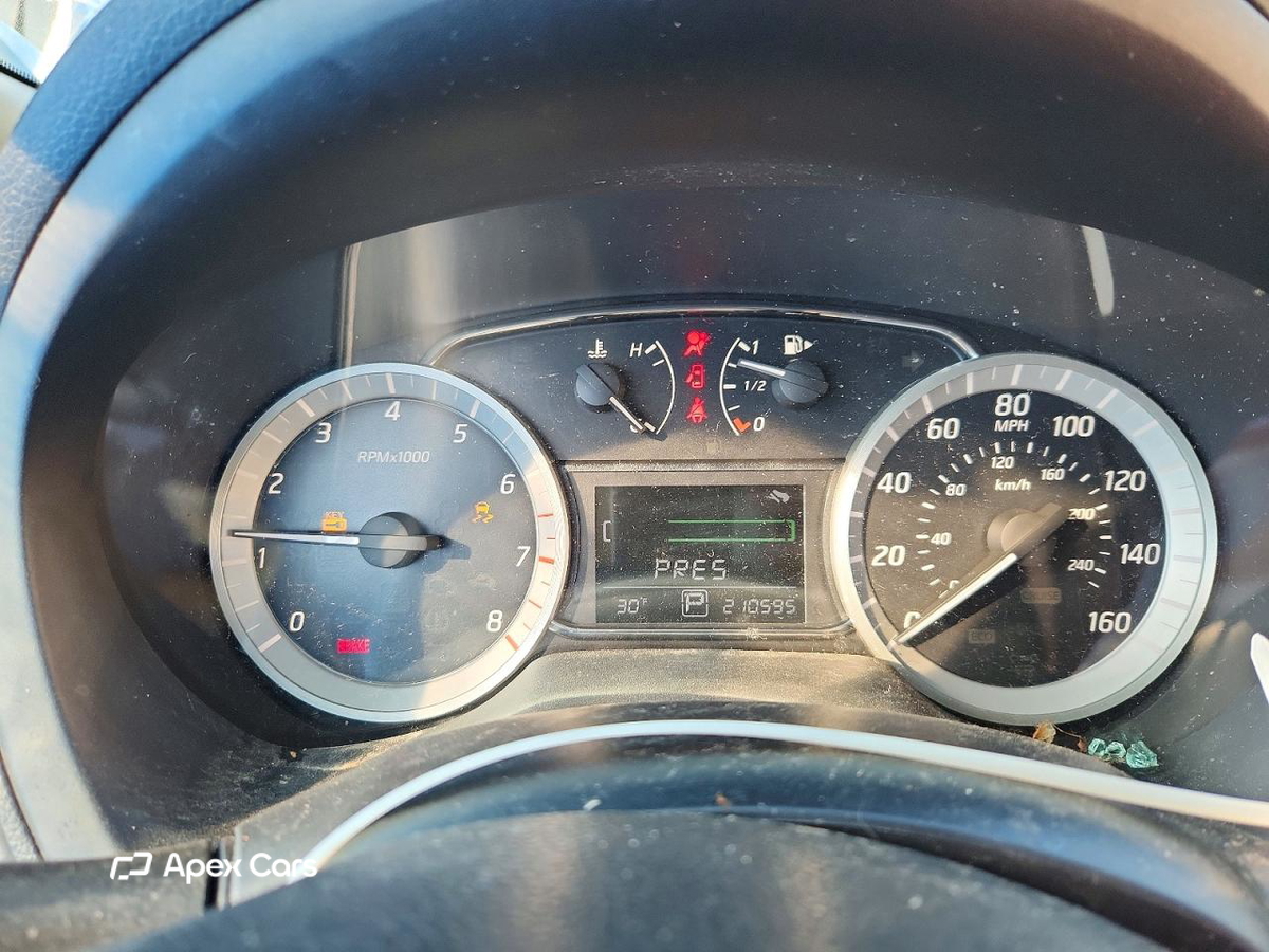 Nissan Sentra 2015