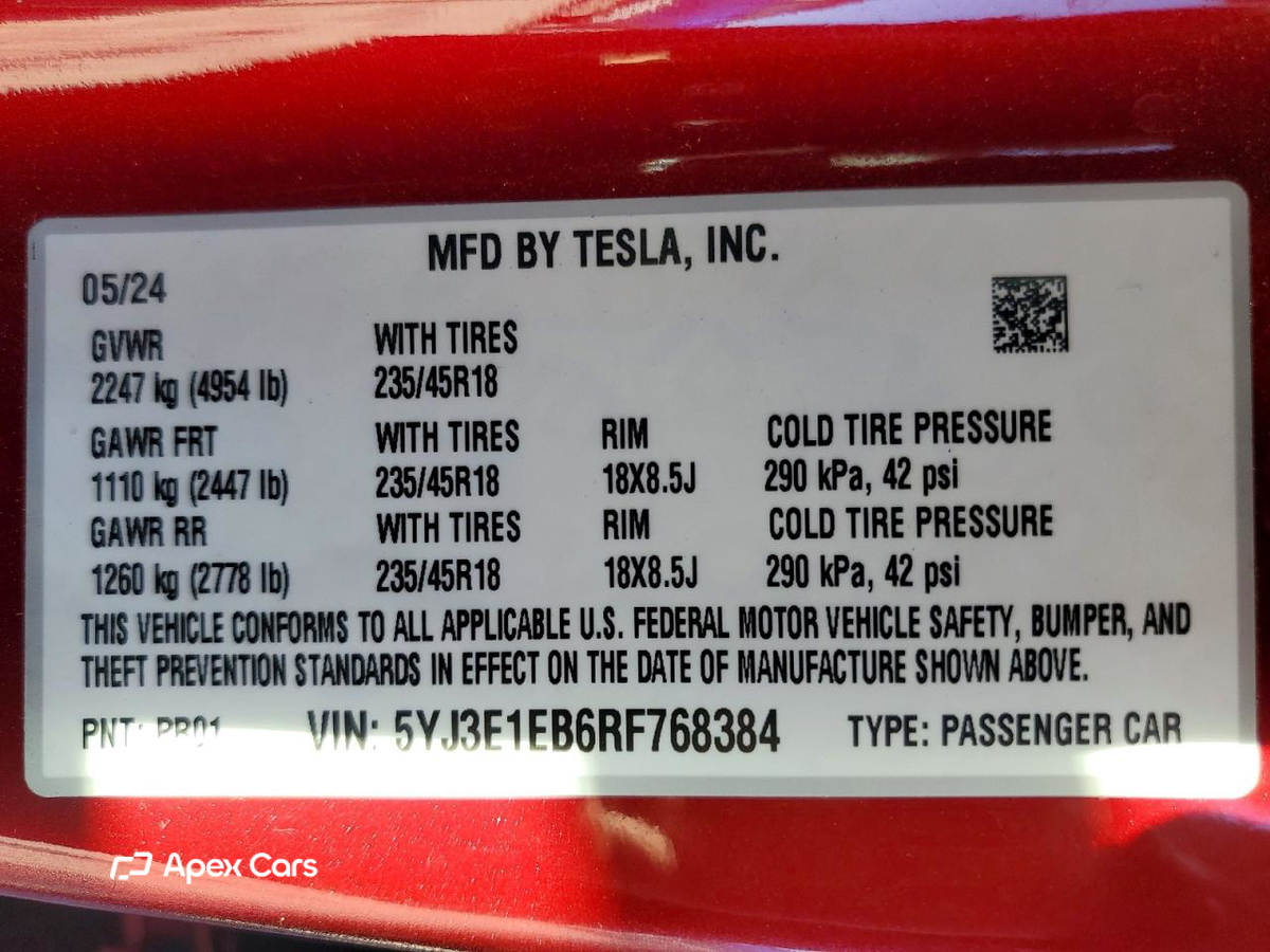 Tesla Model 3 2024
