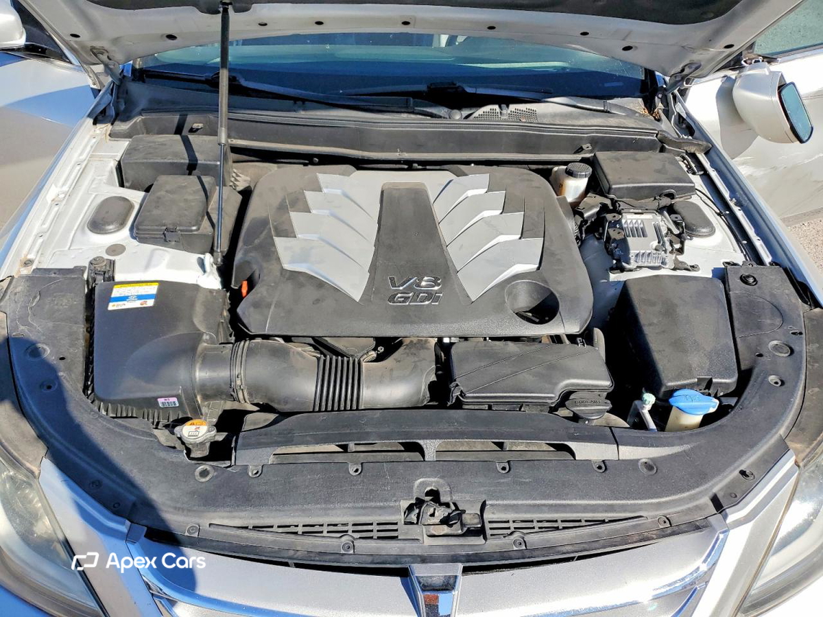 Hyundai Genesis 2012
