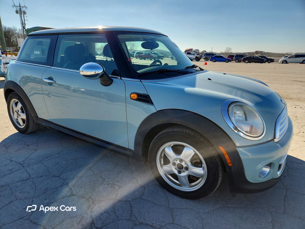 MINI Cooper 2011