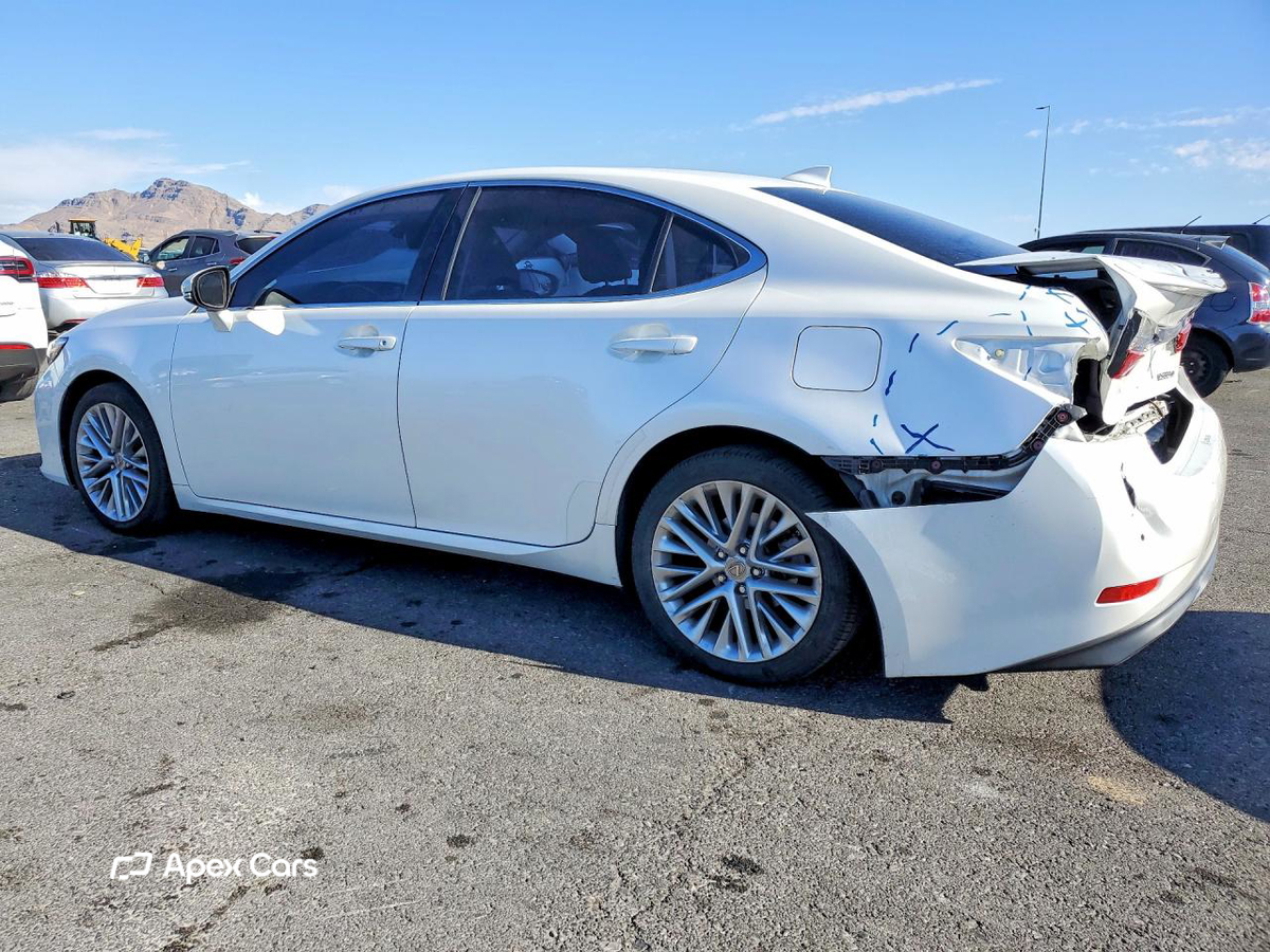 Lexus ES 2016