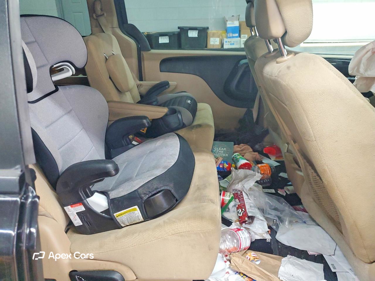 Dodge Caravan 2015