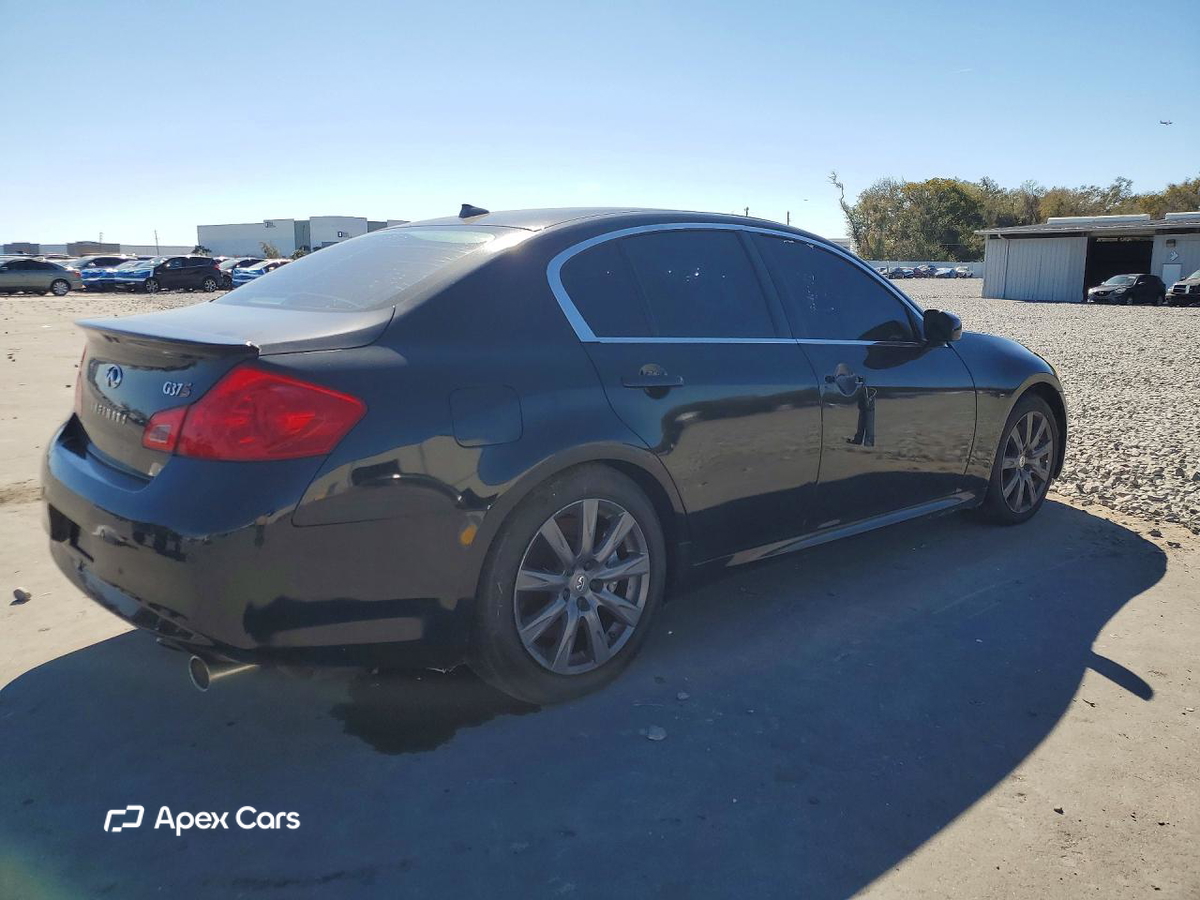 Infiniti G 2012