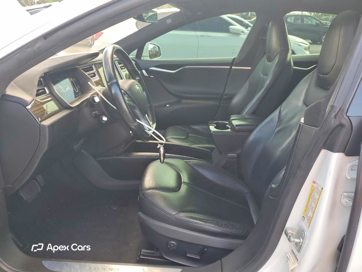 Tesla Model S 2014