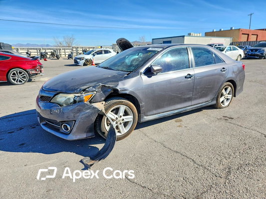 Toyota Camry 2012 - Image 1 of 13