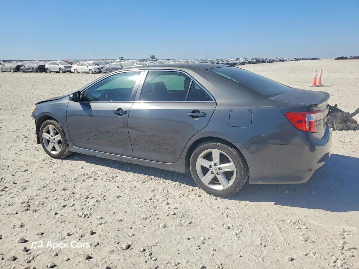 Toyota Camry 2012