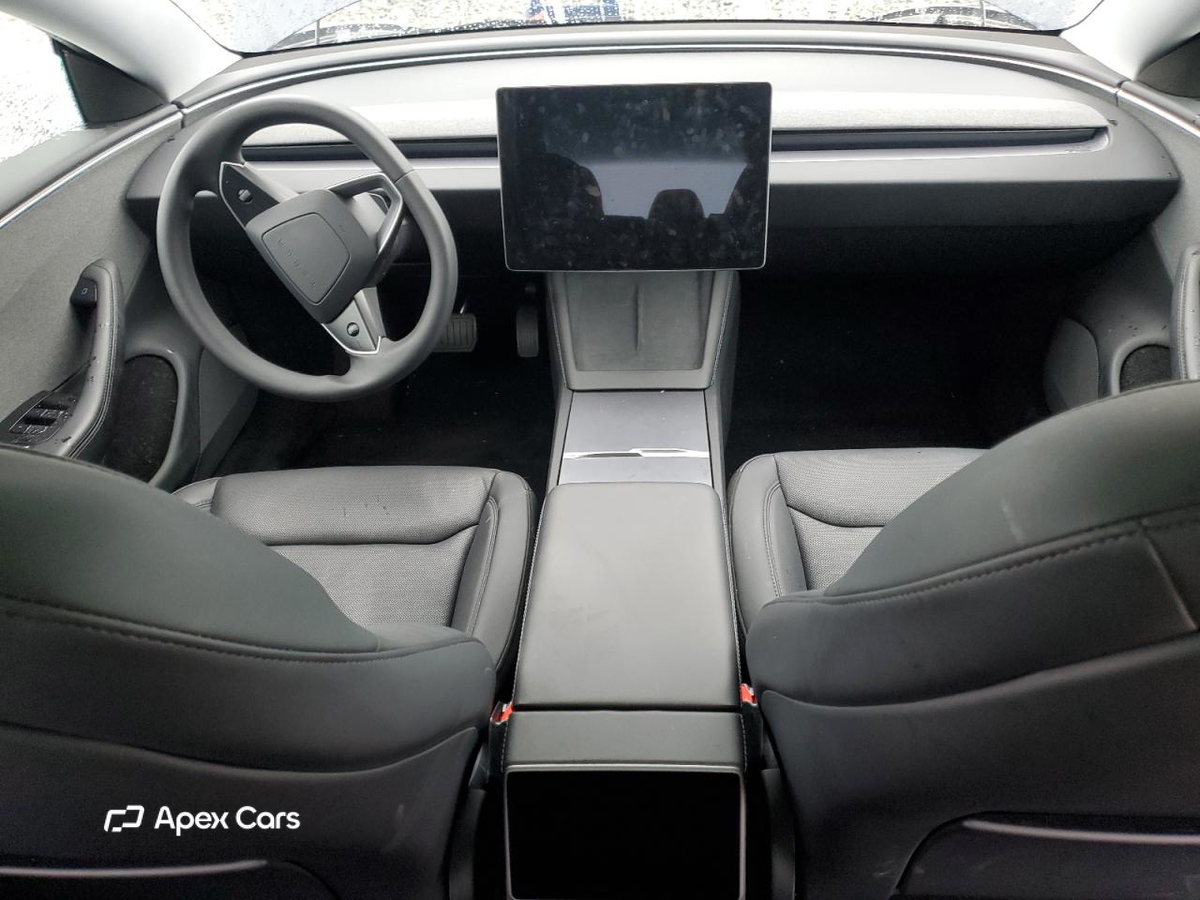 Tesla Model 3 2024