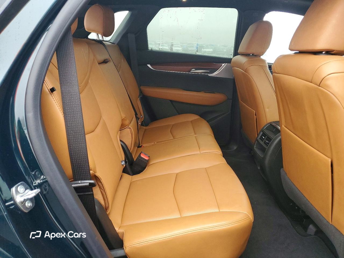 Cadillac XT5 2025