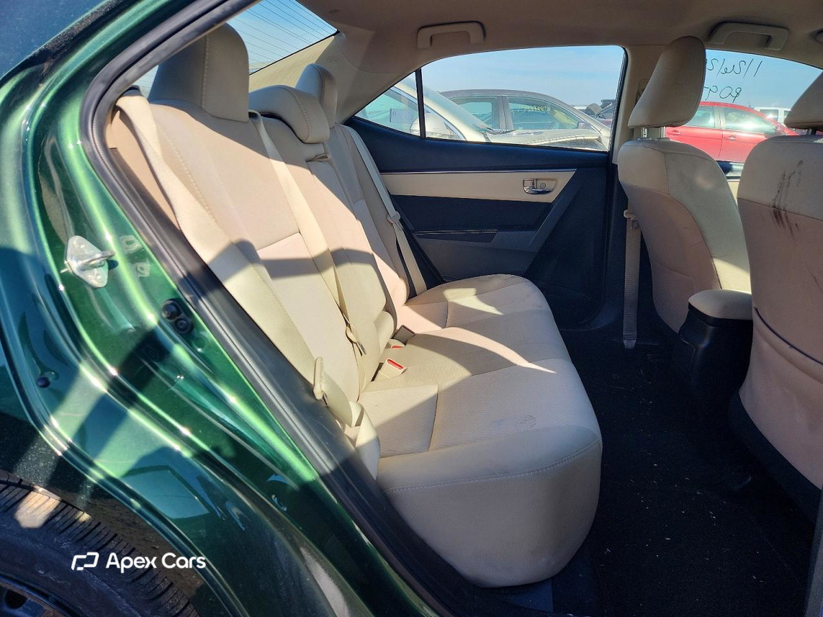 Toyota Corolla 2015