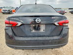 Nissan Versa 2021