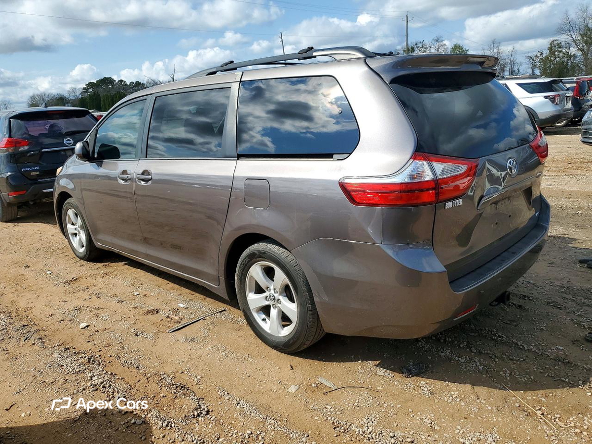 Toyota Sienna 2017