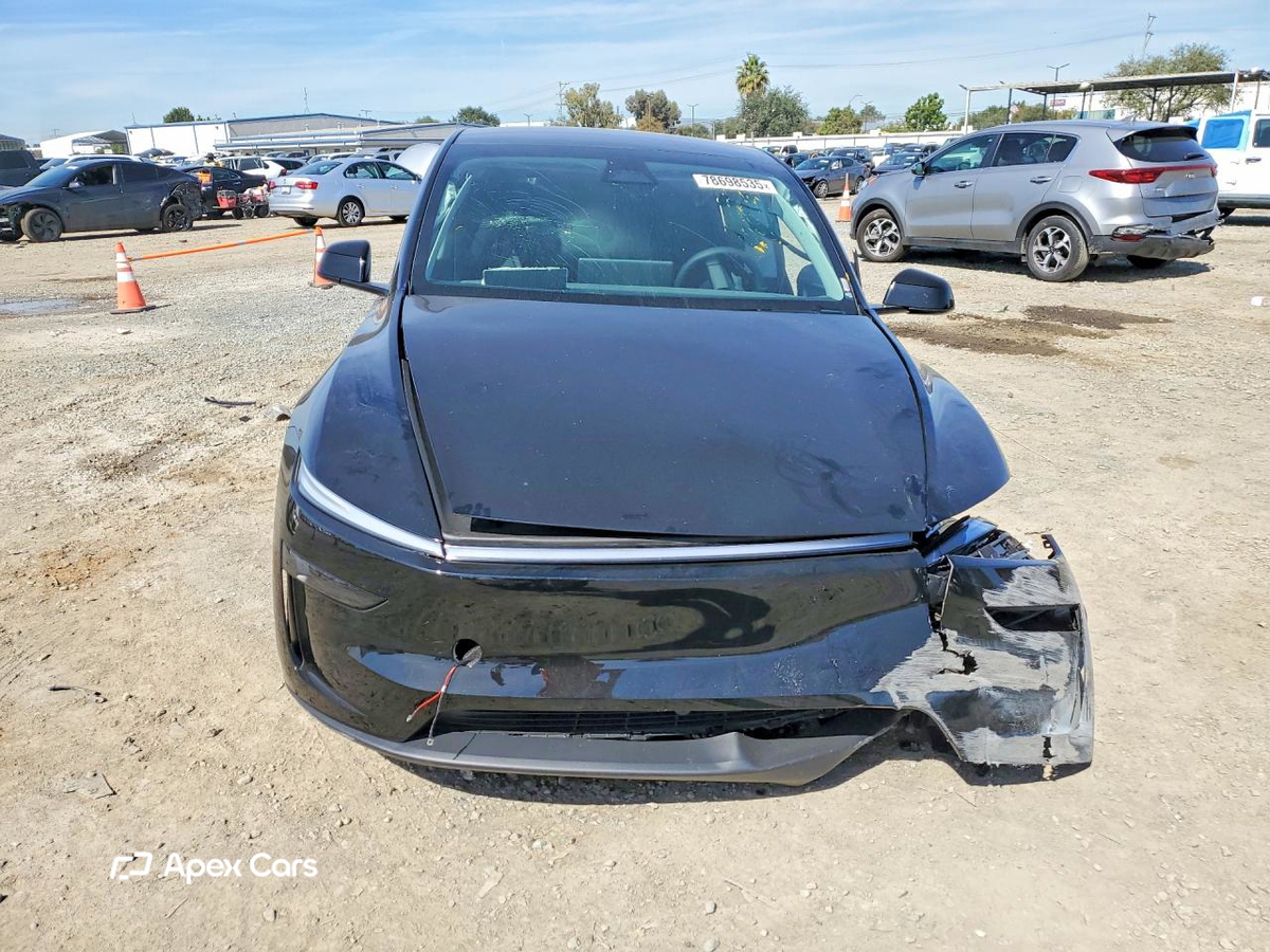 Tesla Model Y 2026