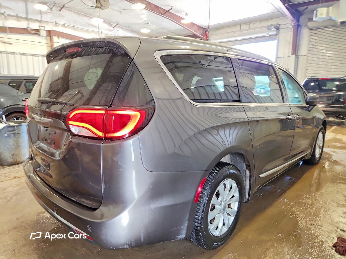 Chrysler Pacifica 2017