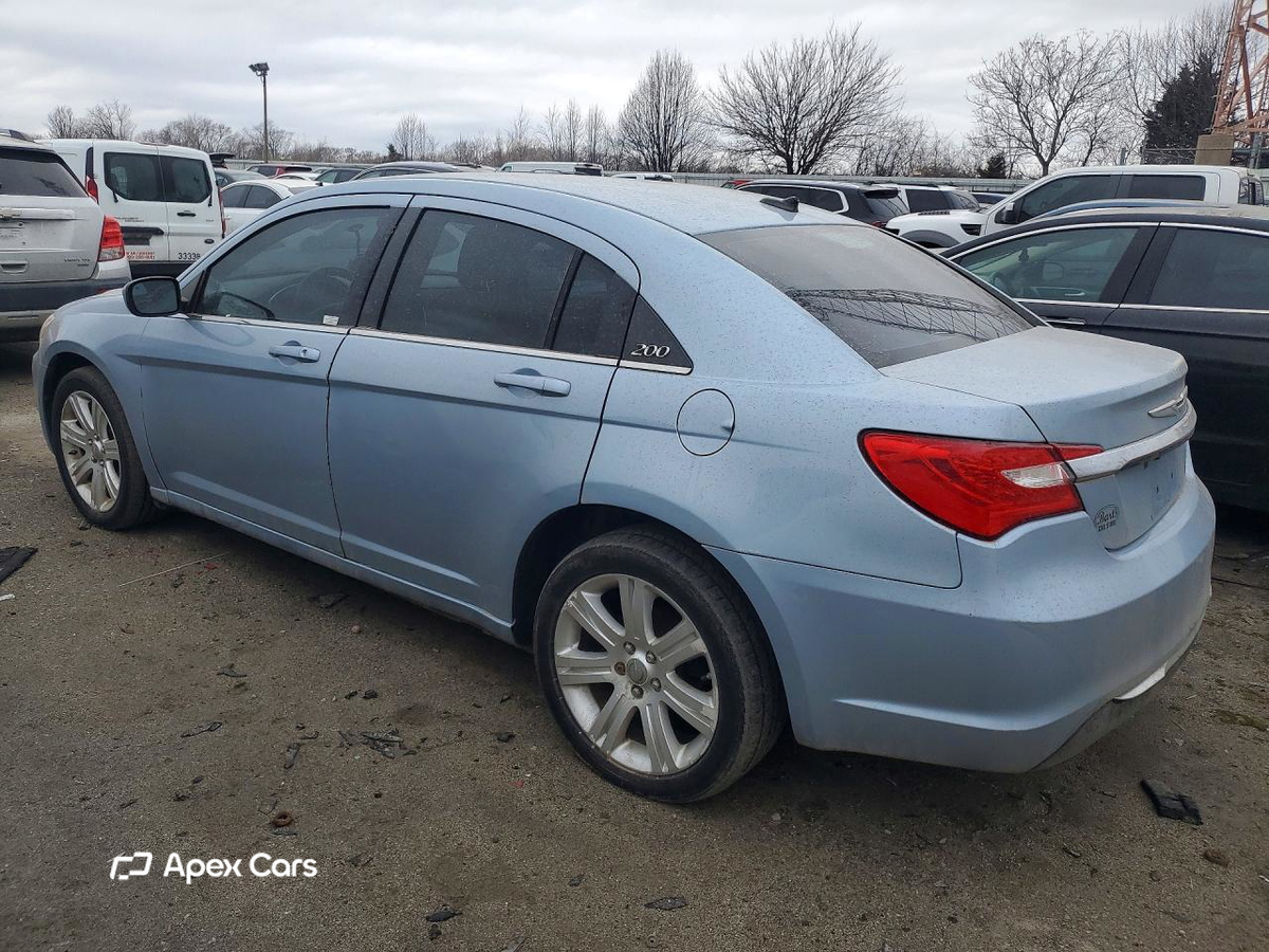 Chrysler 200 2013