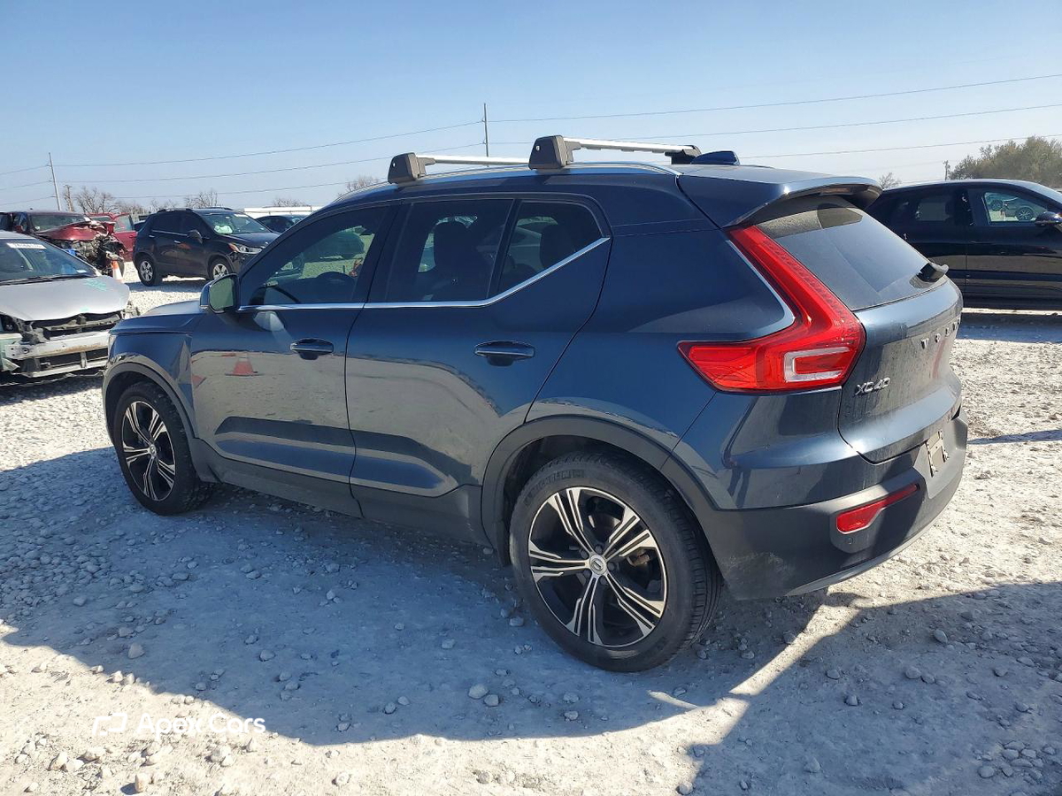 Volvo XC40 2021