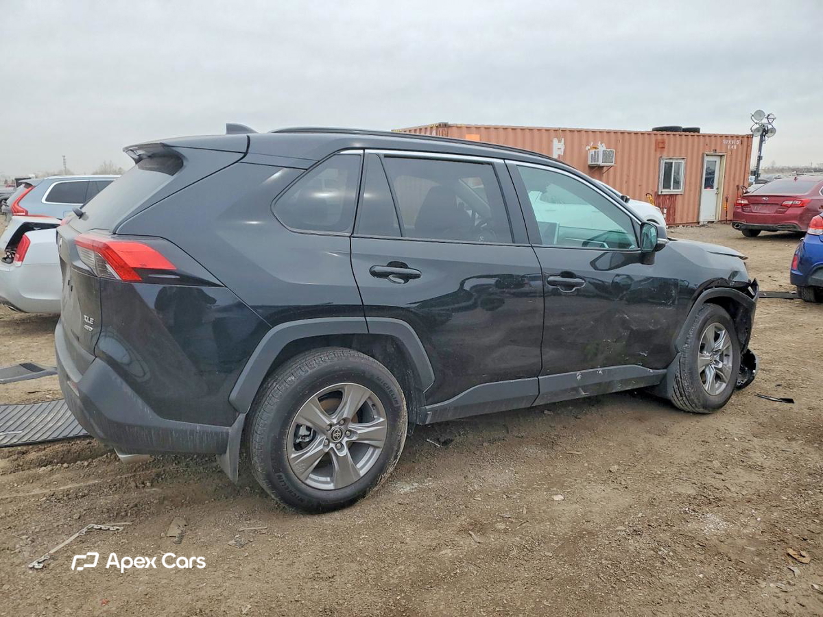 Toyota RAV 4 2025