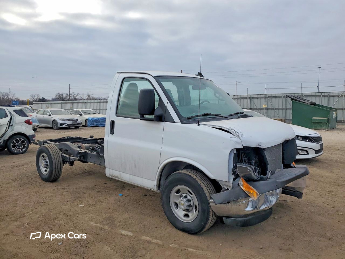 Chevrolet Express 2024