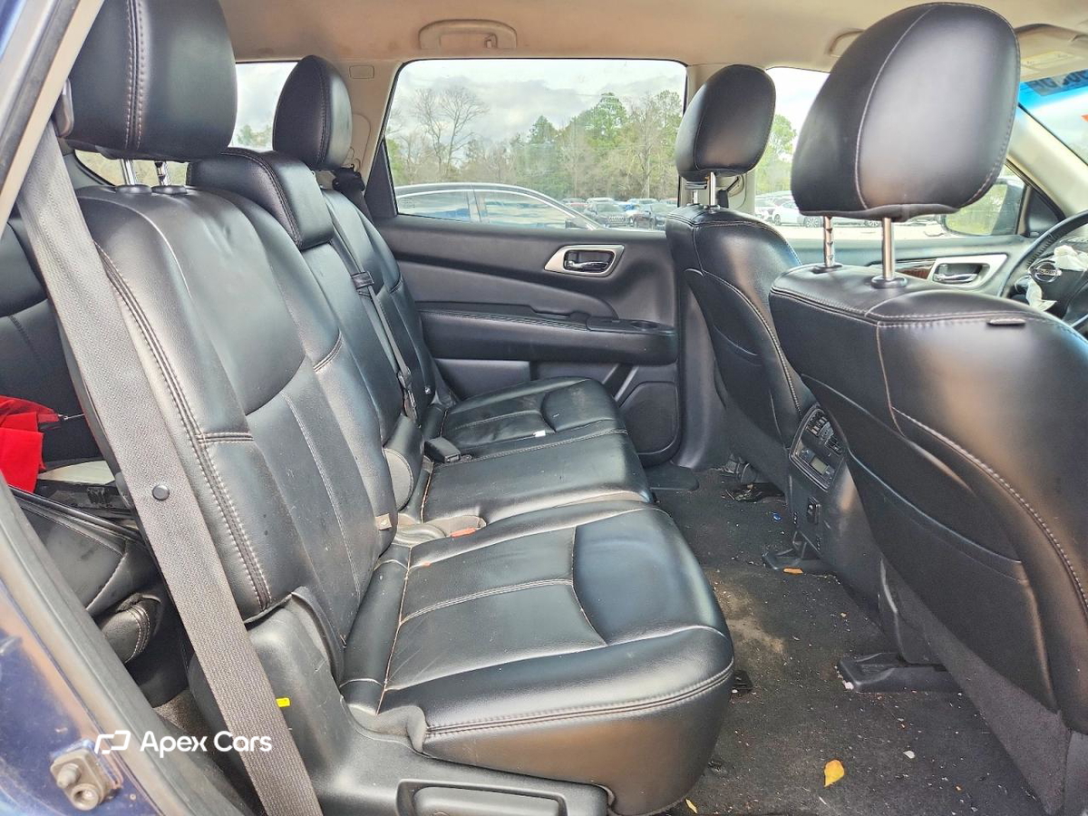 Nissan Pathfinder 2015