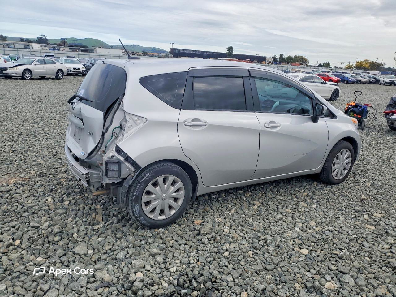 Nissan Versa 2016