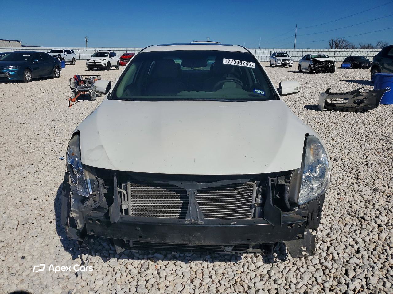 Nissan Altima 2011