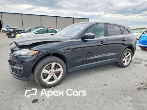 Jaguar F-Pace 2017 - Image 1 of 13