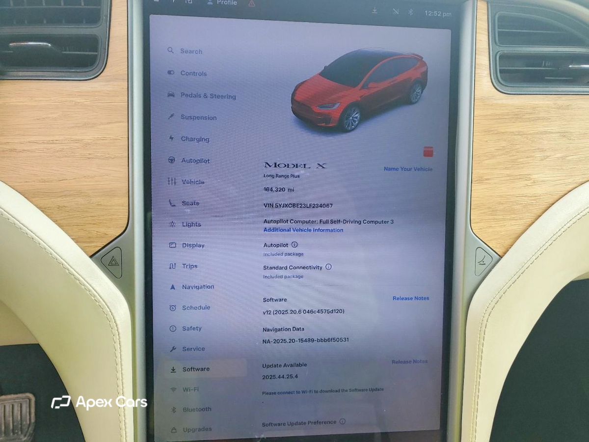 Tesla Model X 2020