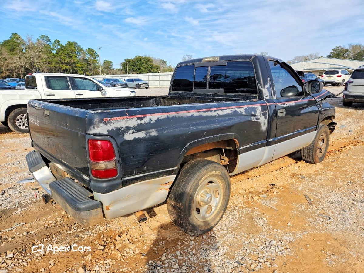 Dodge RAM 1999