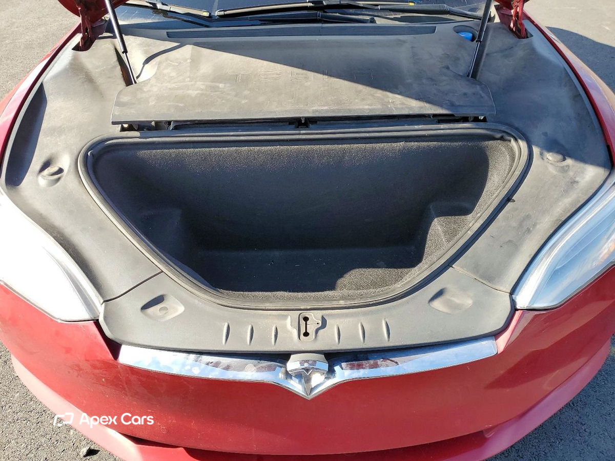 Tesla Model S 2019