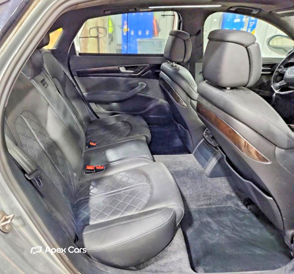 Audi A8 2014