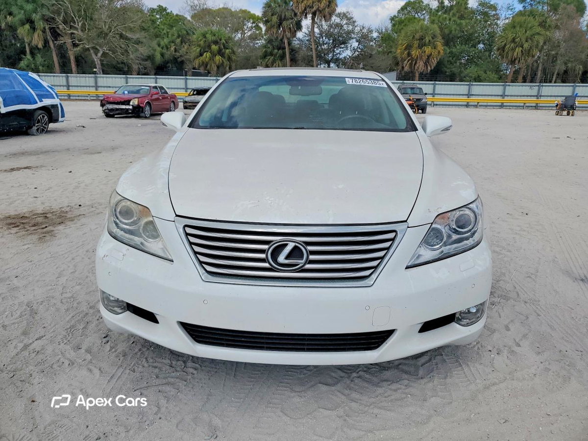 Lexus LS 2011