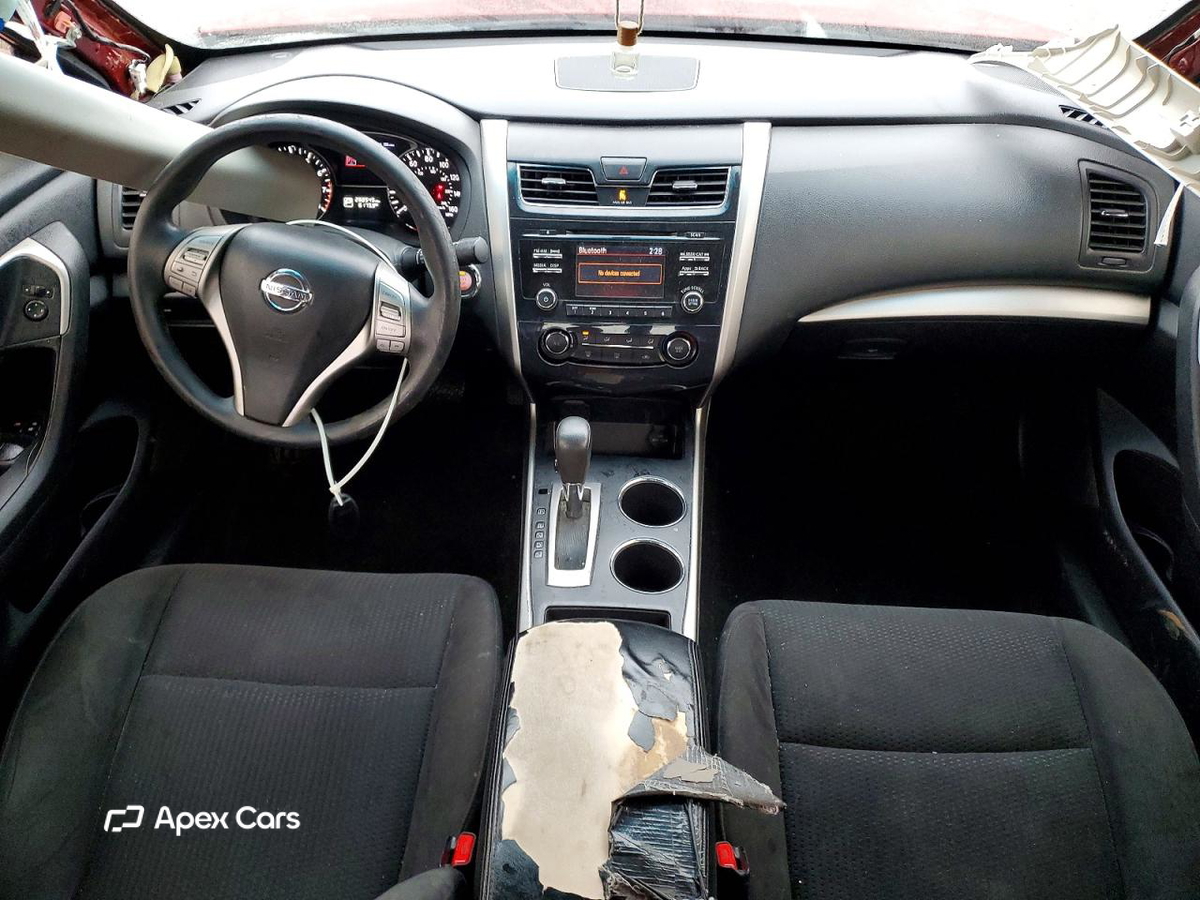 Nissan  2015