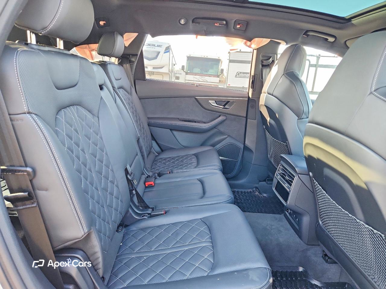 Audi SQ7 2025