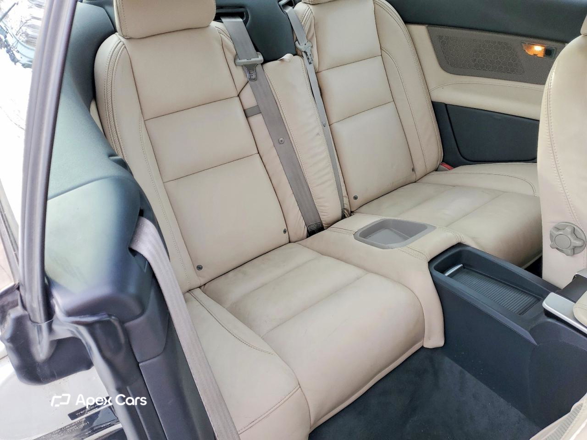 Volvo C70 2013