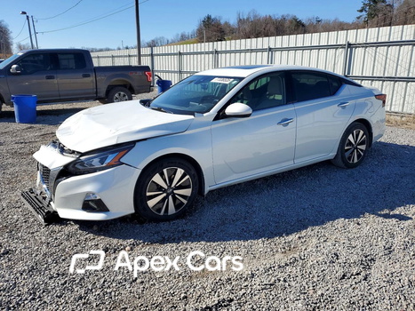 Altima 2022 - Image 1 of 13