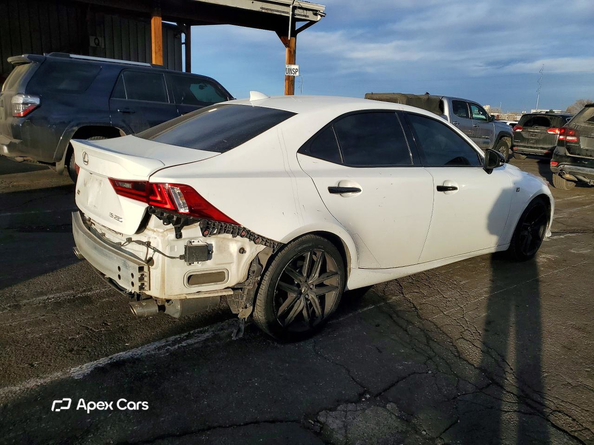 Lexus IS 2015