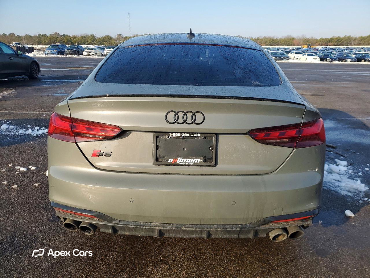 Audi RS5 2025