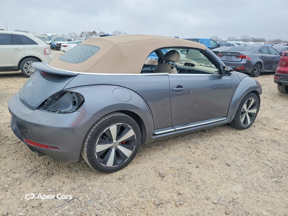 Volkswagen Beetle 2013