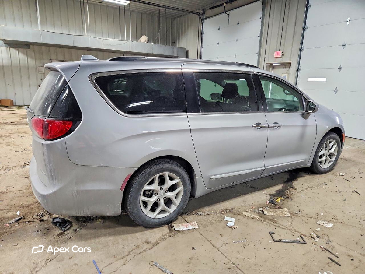 Chrysler Pacifica 2017