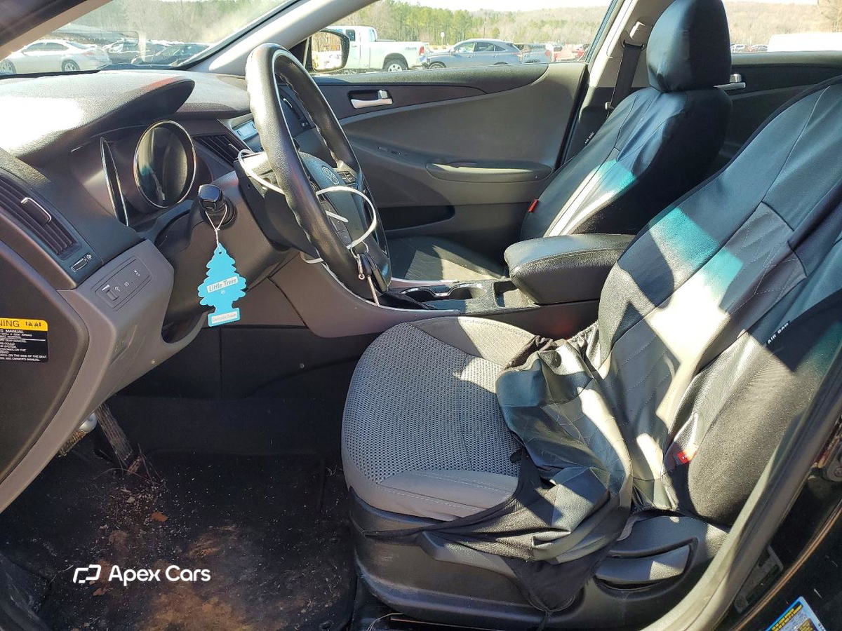 Hyundai Sonata 2012