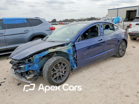 Tesla Model 3 2022 - Image 1 of 12