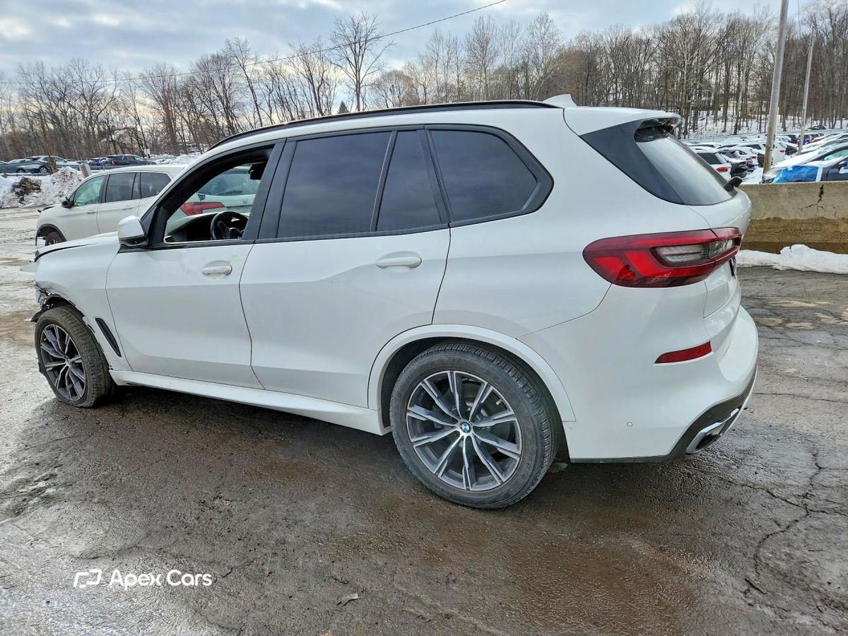 BMW X5 2021