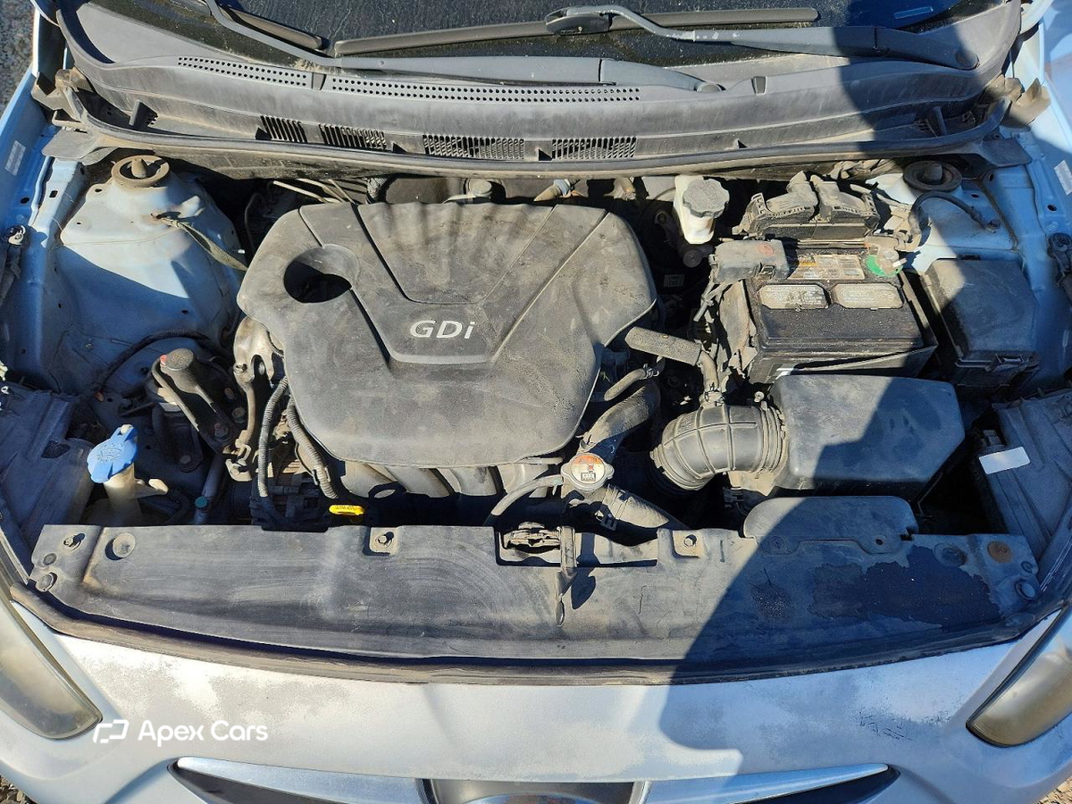 Hyundai Accent 2013