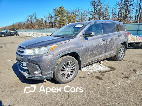 Toyota Highlander 2017 - Image 1 of 14